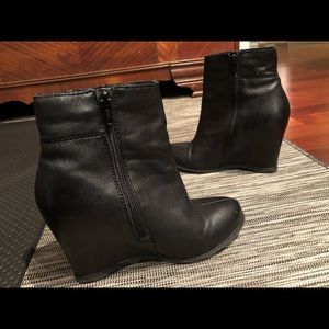pegabo Shoes - Black leather booties pegabo Shoes - Black leather booties